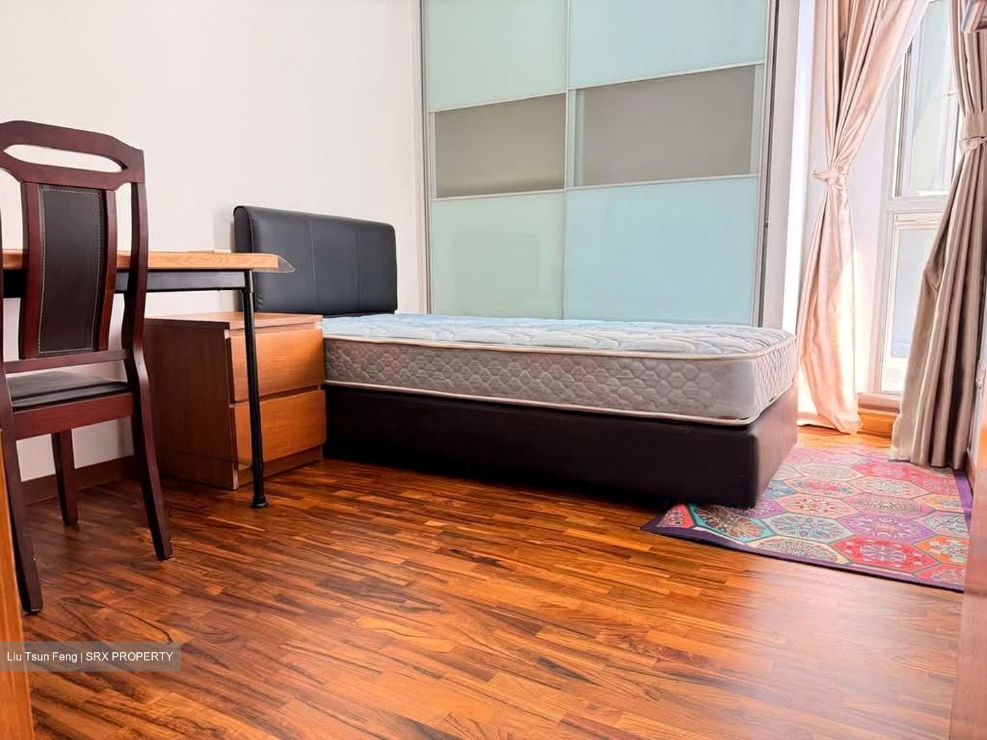 The Lakeshore (D22), Condominium #556114331